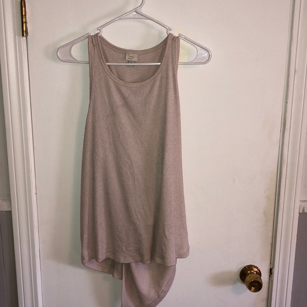 Cute back knot tank top. Winter/Summer Style!